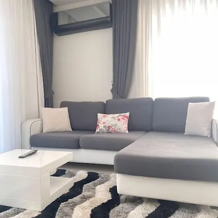 Smf Suites 2+1 Appartement Alanya