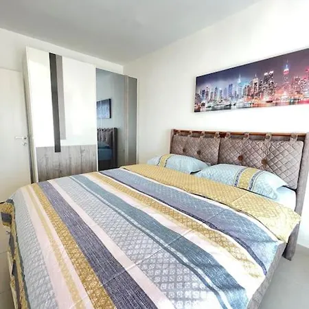 Smf Suites 2+1 *