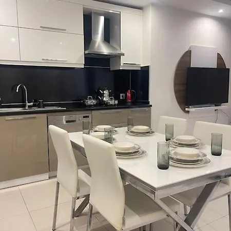 Appartement Smf Suites 2+1 *
